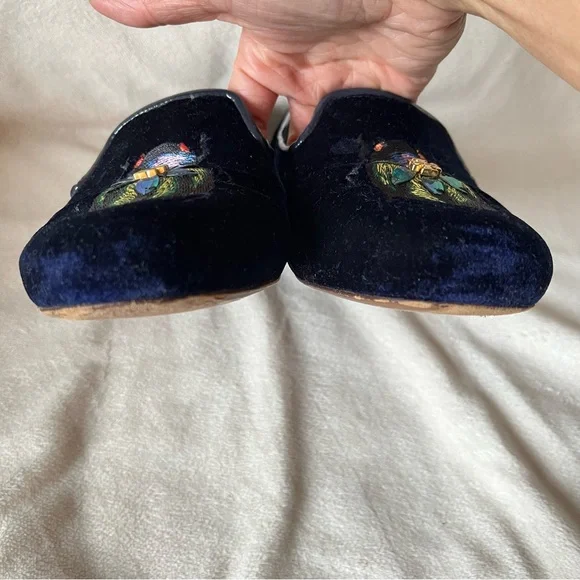 Tory Burch Easton Blue Velvet Loafers Embroidered Beetle Fairycore Regal Sz 6.5 - Picture 7 of 12